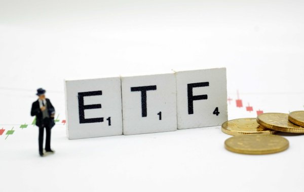 股市配资开户 信用债ETF总规模首次突破2000亿元大关